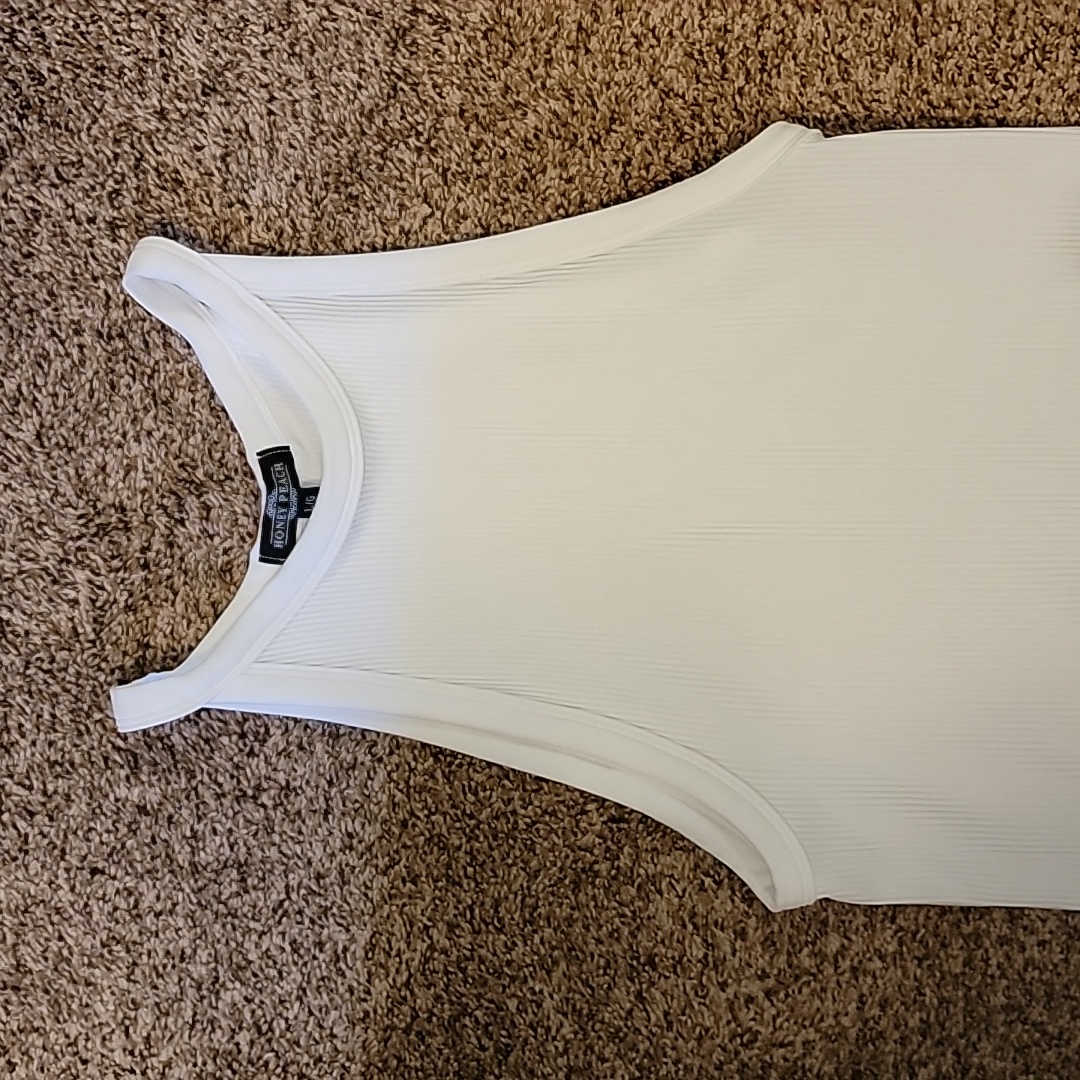 White Active Crop